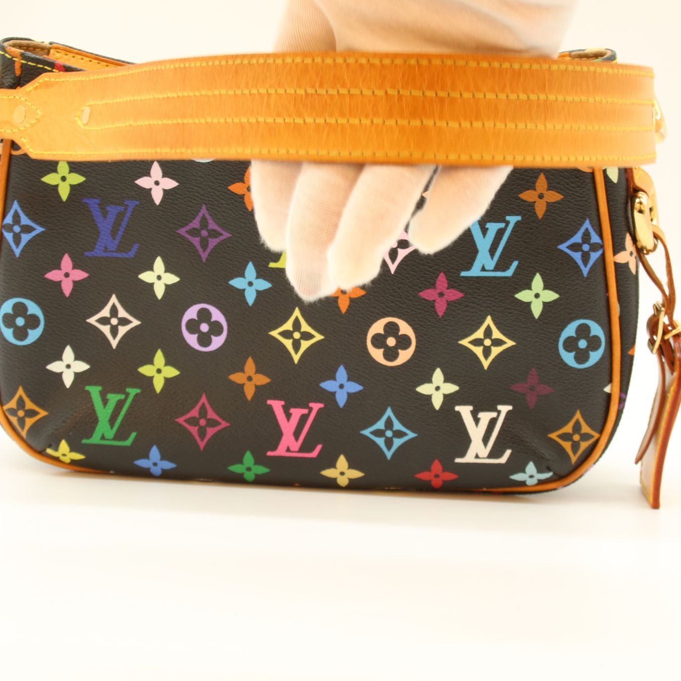 Louis Vuitton Taschen für Damen: Louis Vuitton Lodge PM Murakami Multicolor Noir – Gebraucht aus Urtenen-Schönbühl von jana2kids 6