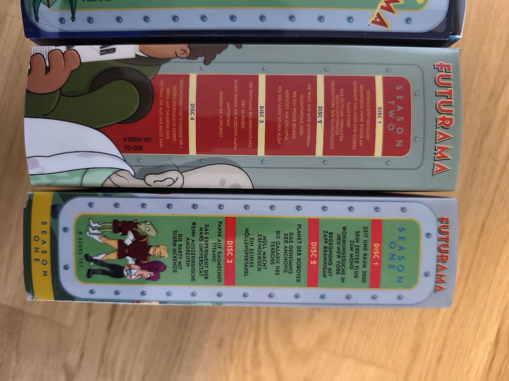 Alle DVDs: Futurama DVD Box Set - Seasons 1-5 – Gebraucht aus Näfels von ChocolateMuffin 1