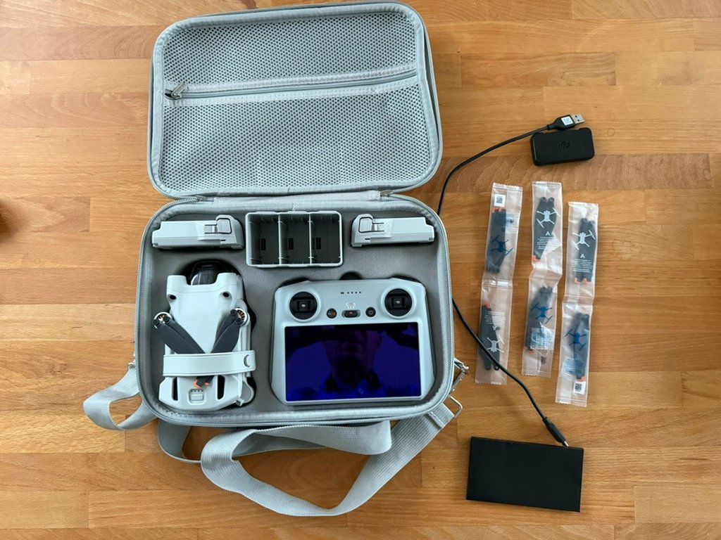 DJI RC Modellbau: DJI Mini 3 Pro Combo mit RCN, Koffer und ND-Filter – Gebraucht aus Günsberg von Vex