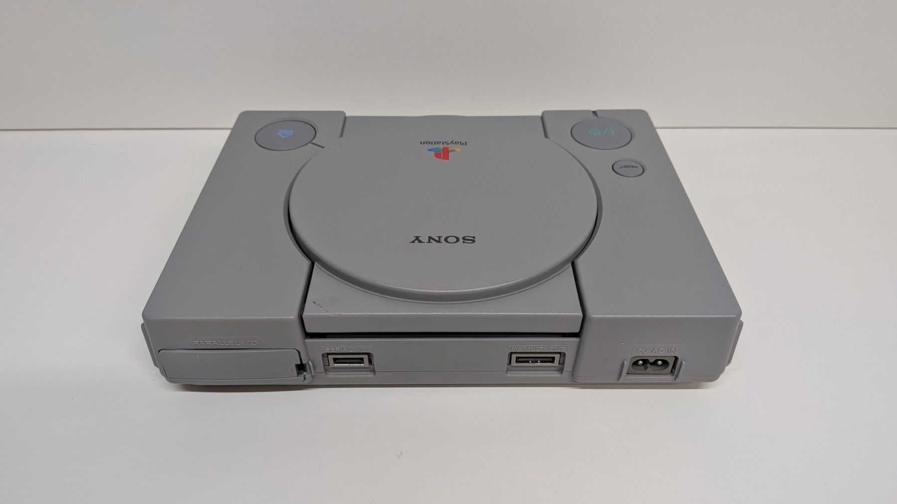 Sony Consoles: Sony PlayStation 1 mit 2 Controller – D'occasion à Menziken par mame18 5