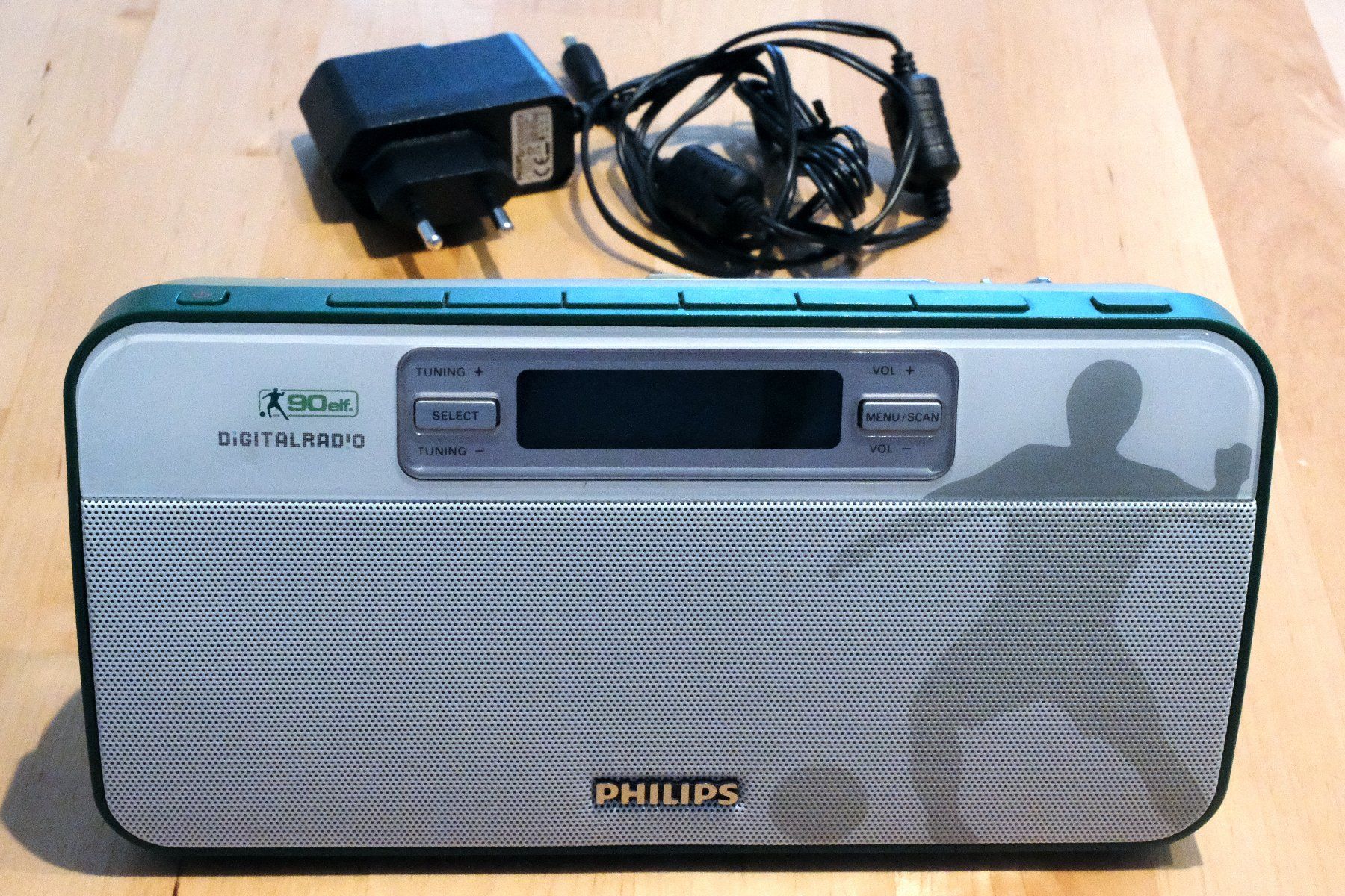 Philips Radios: Radio Portable DAB+ Philips – Gebraucht aus ROLLE von  3