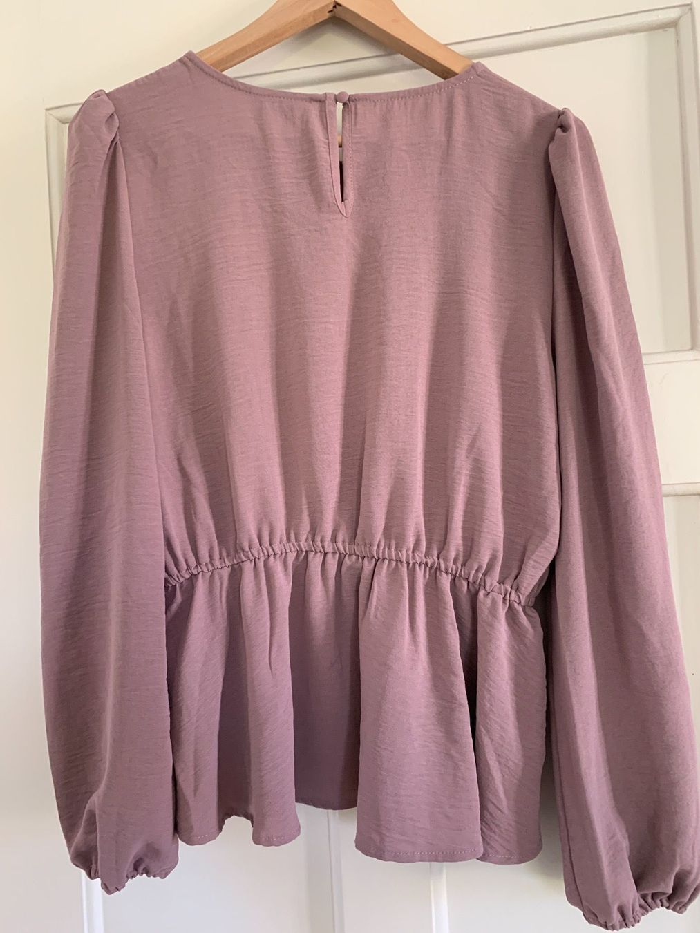 Only Camicette: 2x Blusen / leichte Tops, ONLY, Gr. M - Neu – Usato da Bern venduto da demalla 3