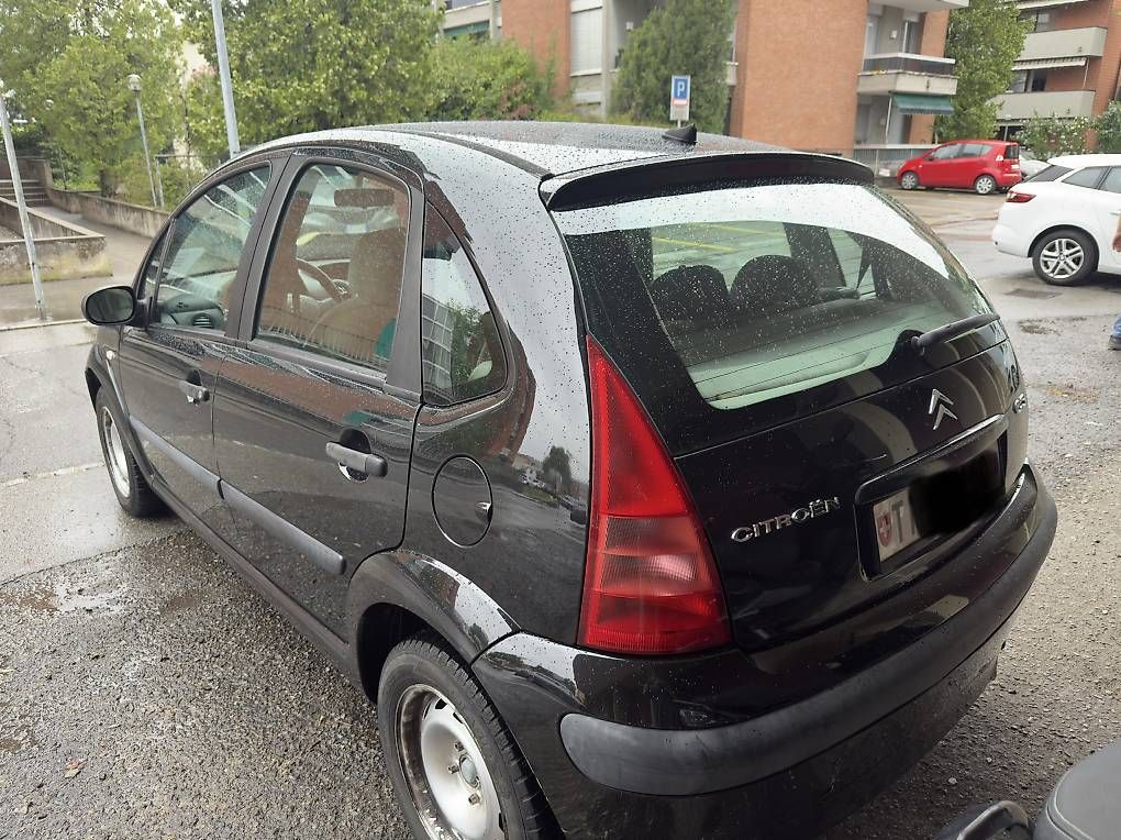 Autos: Citroen C3 1.4  – D'occasion à Savosa par ame_5yby