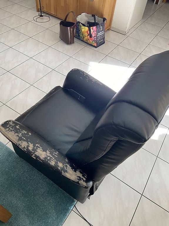Fauteuils: Relaxsessel mit Aufstehfunktion elektrisch – D'occasion à Zürich par ragusa45 1