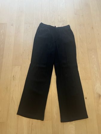 Damen Hose schwarz mit Gummizug gebraucht