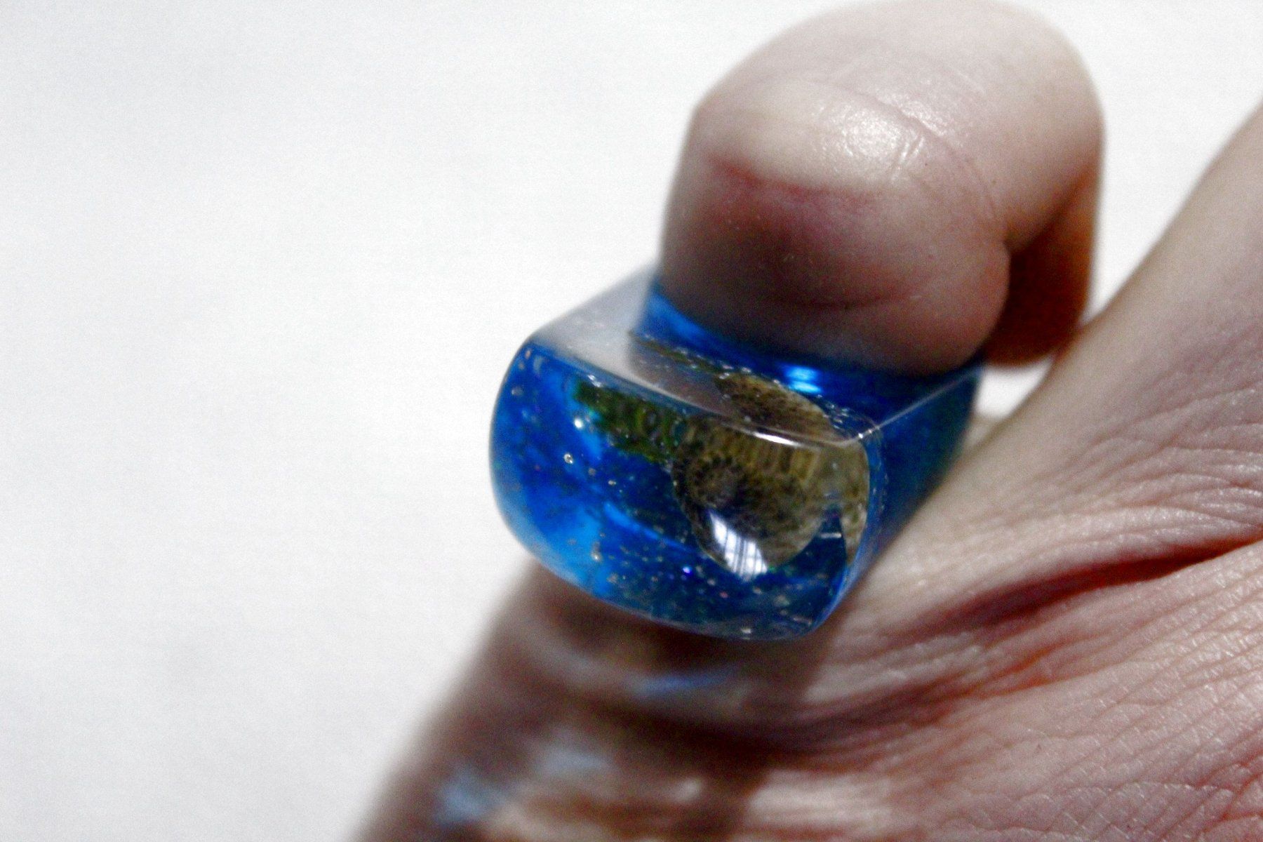 Anelli: Vintage Space-Age - Ring mit Muschel, Seestern, Seeigel, usw – Nuovo (secondo la descrizione) da Bern venduto da Vitaneuf 2