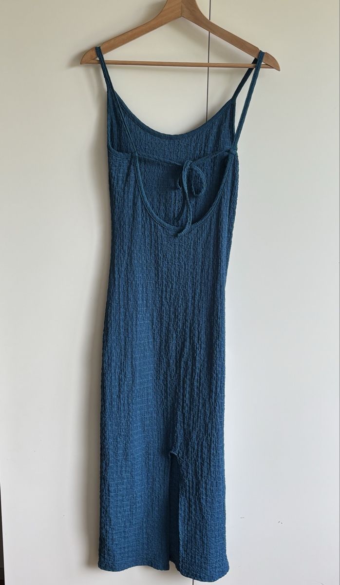 Vestiti: Blue backless dress fit XS/S – Usato da Zürich venduto da lydia_l 1
