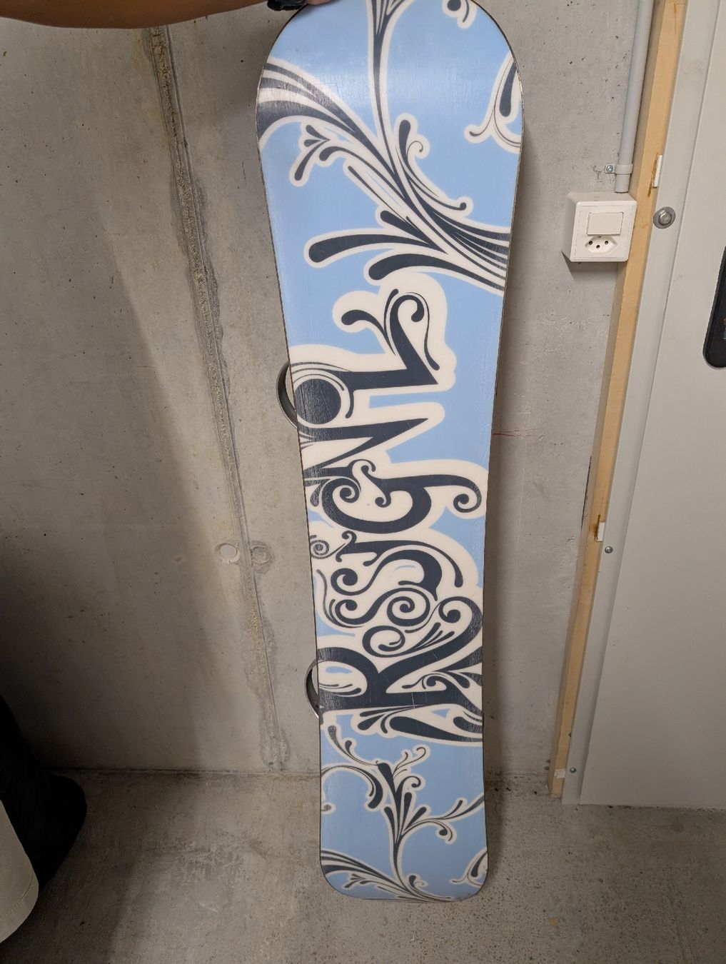 Board: Snowboard mit Bindung guter Zustand – Usato da Ranflüh venduto da ale_md2s 2
