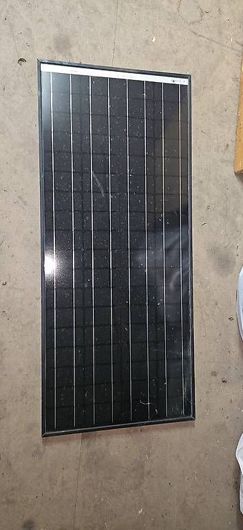 Dispositivi a energia solare: Büttner Solarpanel 110 Watt – Usato da Bonstetten venduto da Malikm 3