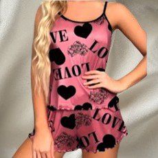 💖 Sexy Herz Pyjama-Set – Cami-Top & Shorts in Rosenrot 🌙💫