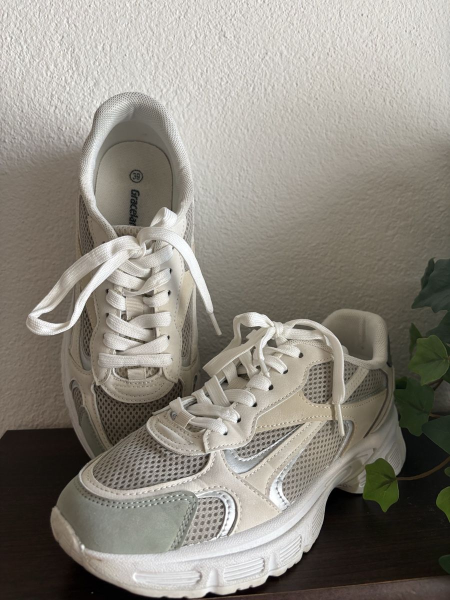 Graceland Damenschuhe: Sneakers Damen Gr 39 – Gebraucht aus Wolfhausen von lala_wolfhausen