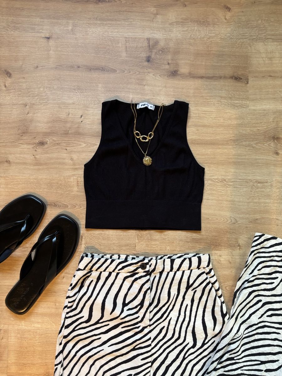 Tops: top New Yorker noir, taille XS – Neuf (Voir description) à Tavannes par callie.mcli