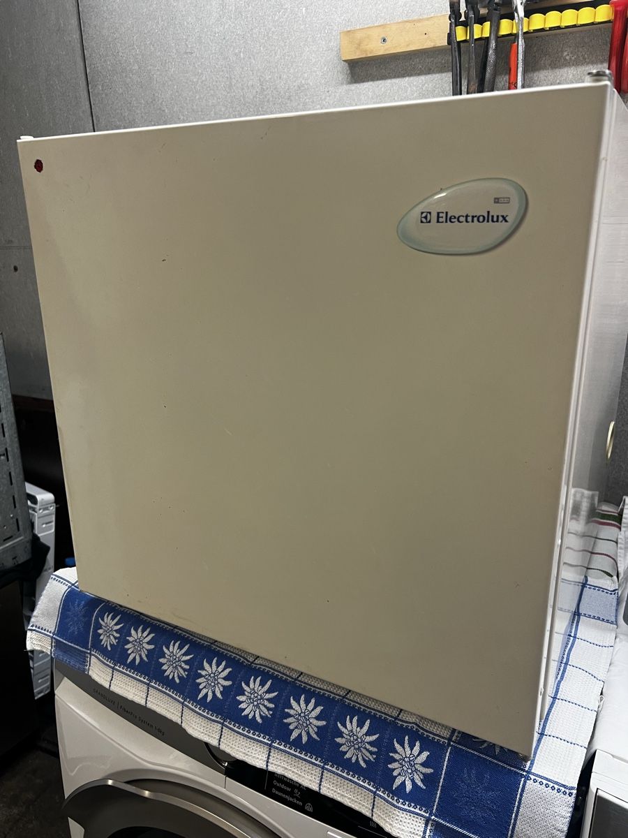 Gefrierschrank: Electrolux Gefrierschrank, 50 Liter – Gebraucht aus Trasadingen von Kaffee.mann 2