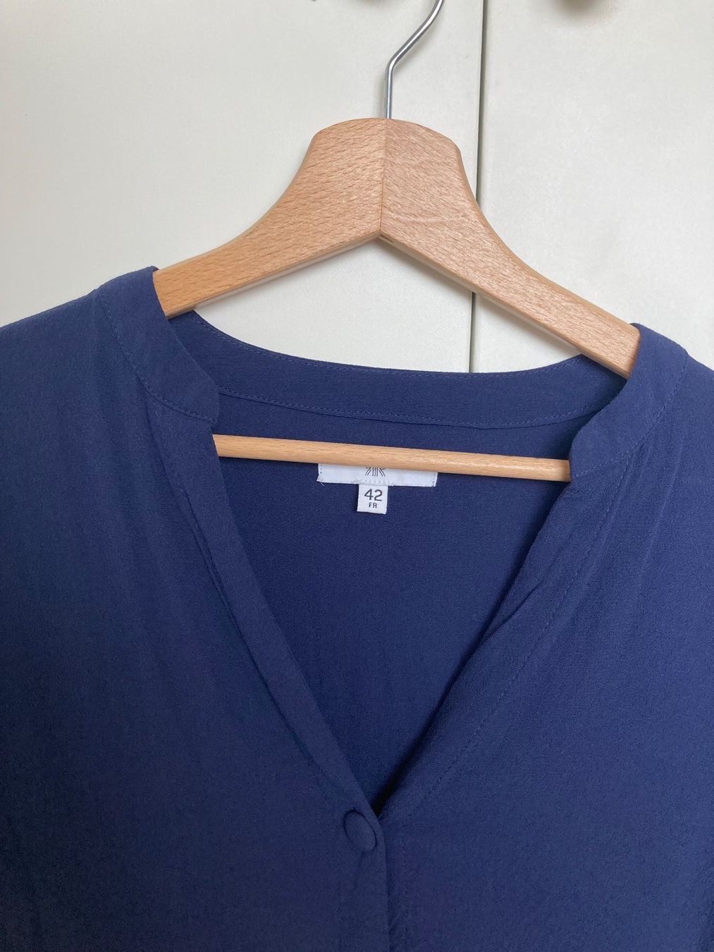 Camicette: Damen Sommer Bluse, Kurzarm, Gr. 42, Dunkelblau – Usato da Zürich venduto da Mosara 1