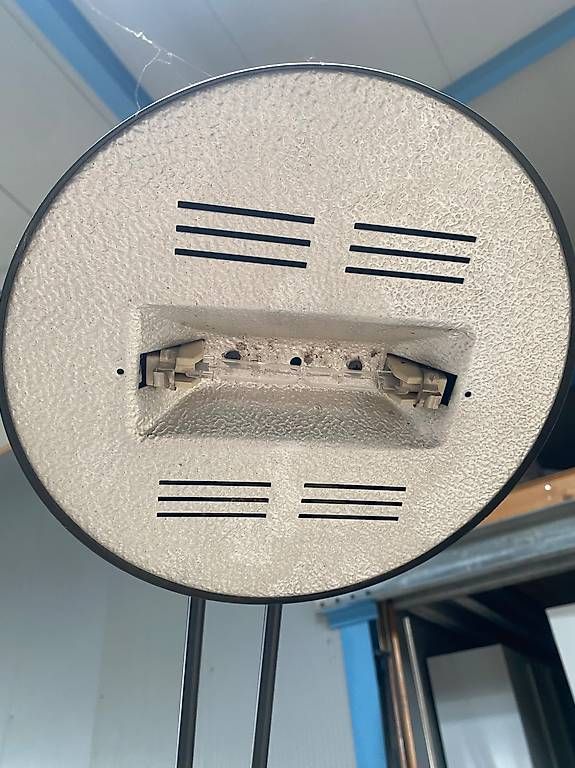 Lampes: Lampe sur pieds Fonctionne – D'occasion à Chamoson par a_laroyale 2