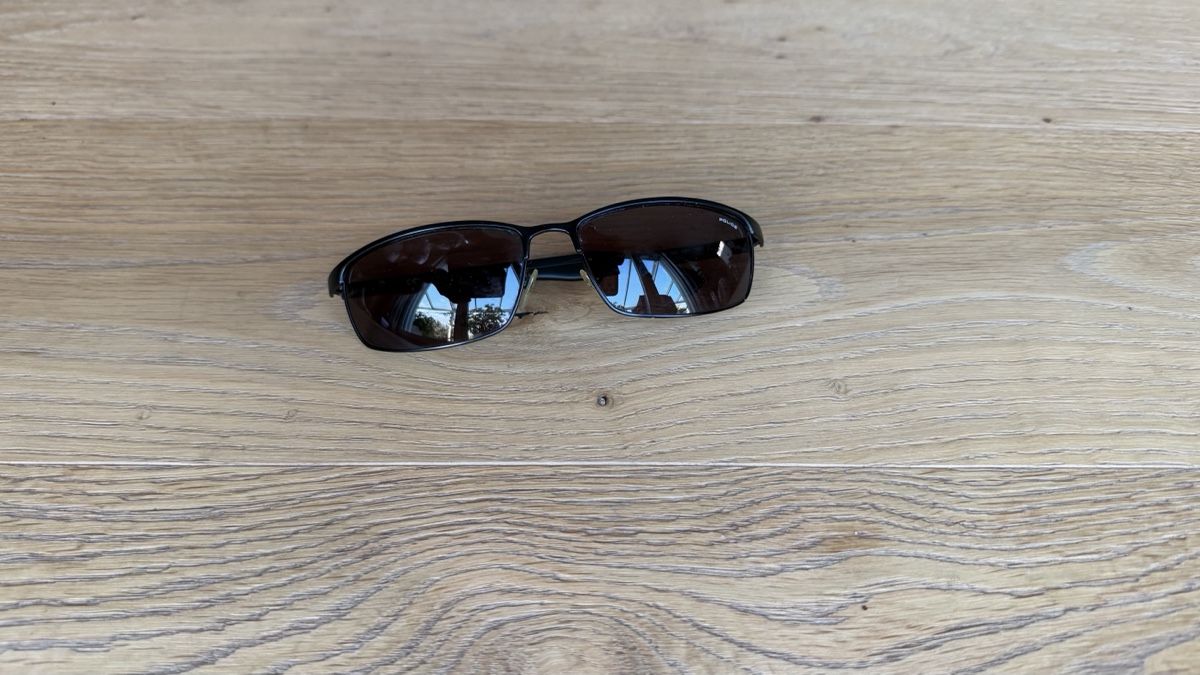 Occhiali & Lenti: Police Sunglasses Black Frame Dark Lenses – Usato da Uerikon venduto da Andi169