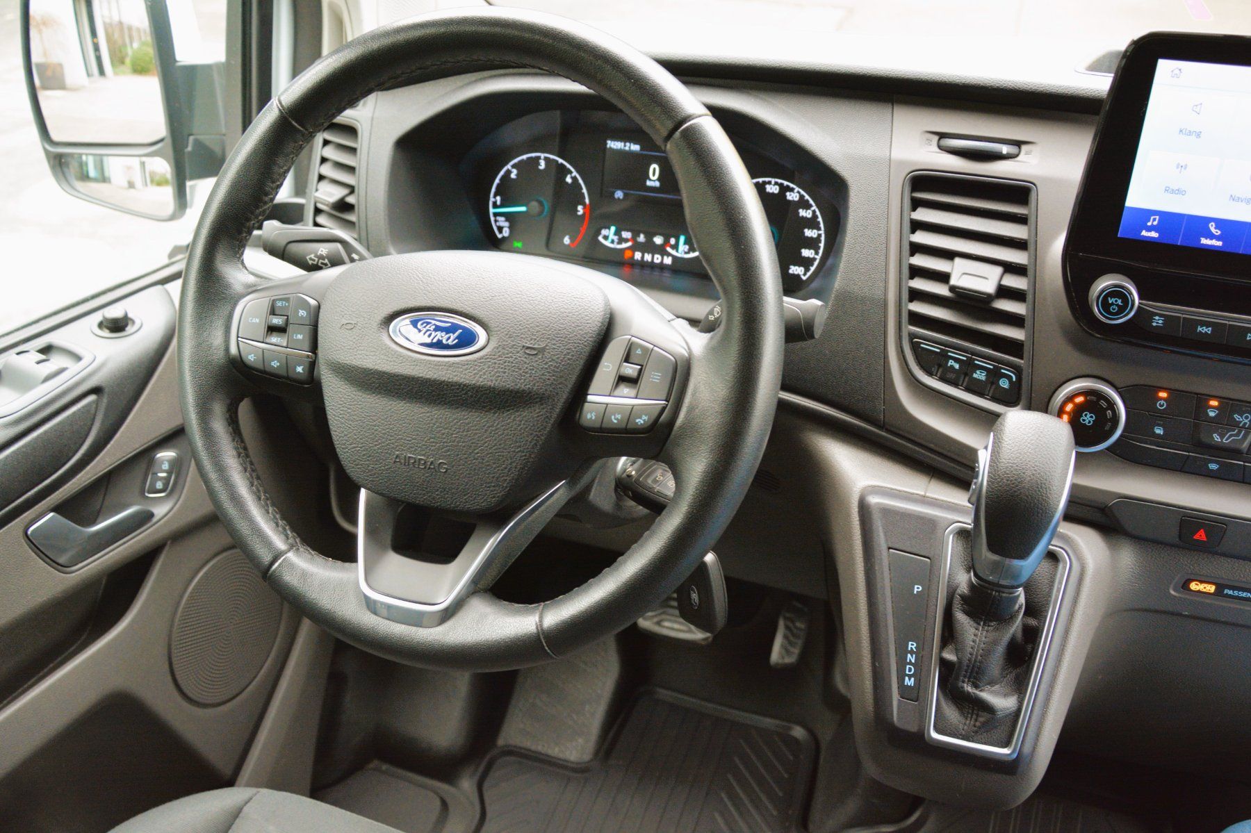 Ford Veicoli commerciali: FORD Transit Custom Van 300 L2H1 Trend A – Usato da Oberkulm venduto da Curiger-Automobile 6