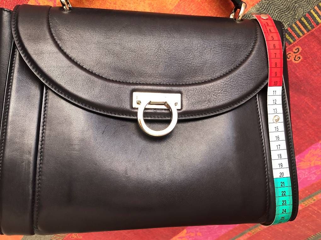 Sacs femmes: BORSA SOFIA RAINBOW di Salvatore Ferragamo marrone scuronera – D'occasion à Arzo par ema_q6g9 4