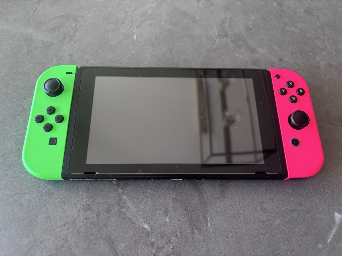Nintendo Konsolen: Nintendo Switch et accessoires – Gebraucht aus Gilly von OGudet 1