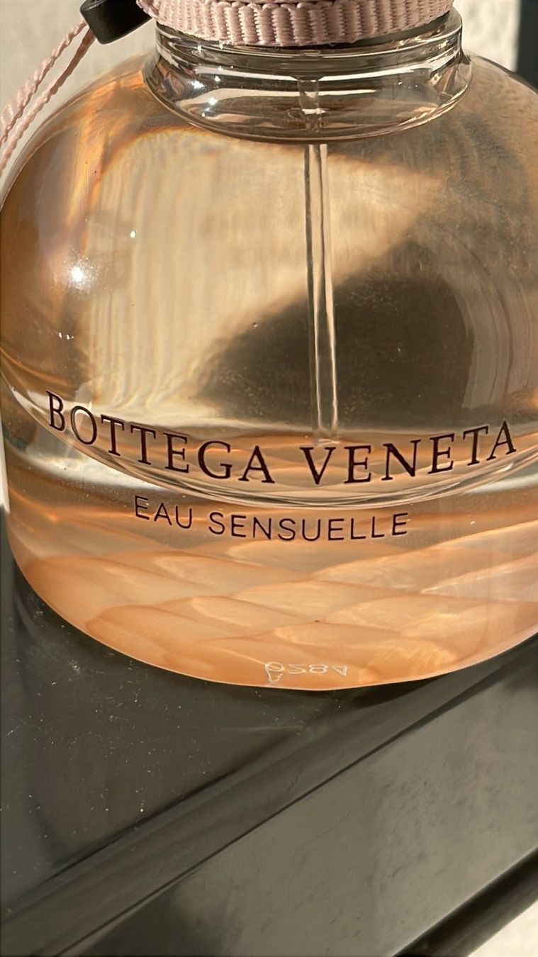 Bottega Veneta Parfum & Eau de Toilette: Bottega Veneta Eau Sensuelle – Neu (gemäss Beschreibung) aus Flums von Inna77 3