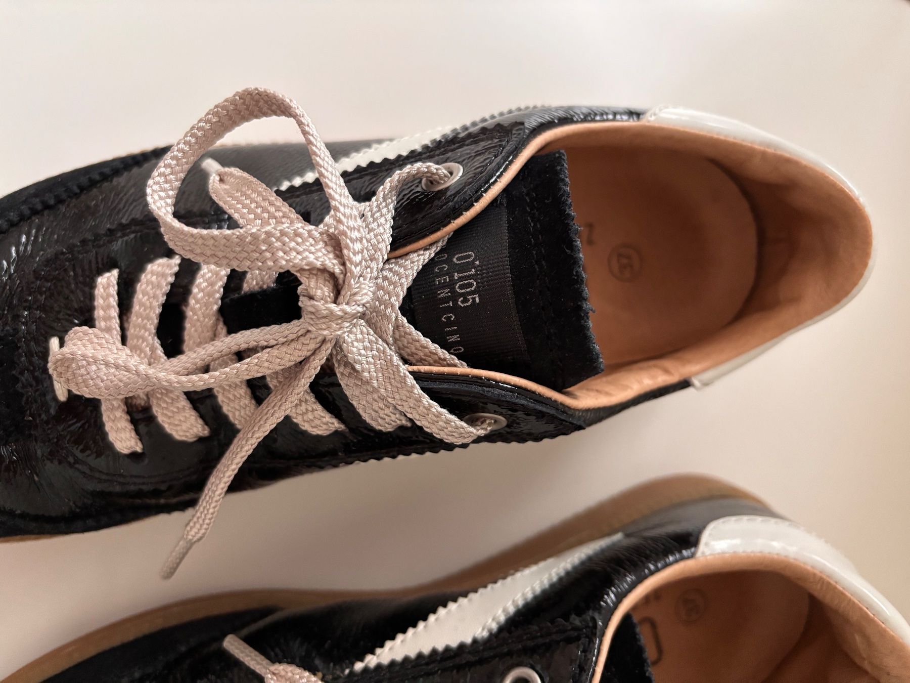 Damenschuhe: Basquettes 0-105 noires comme neuves – Gebraucht aus Morlon von mau_qj2x 2