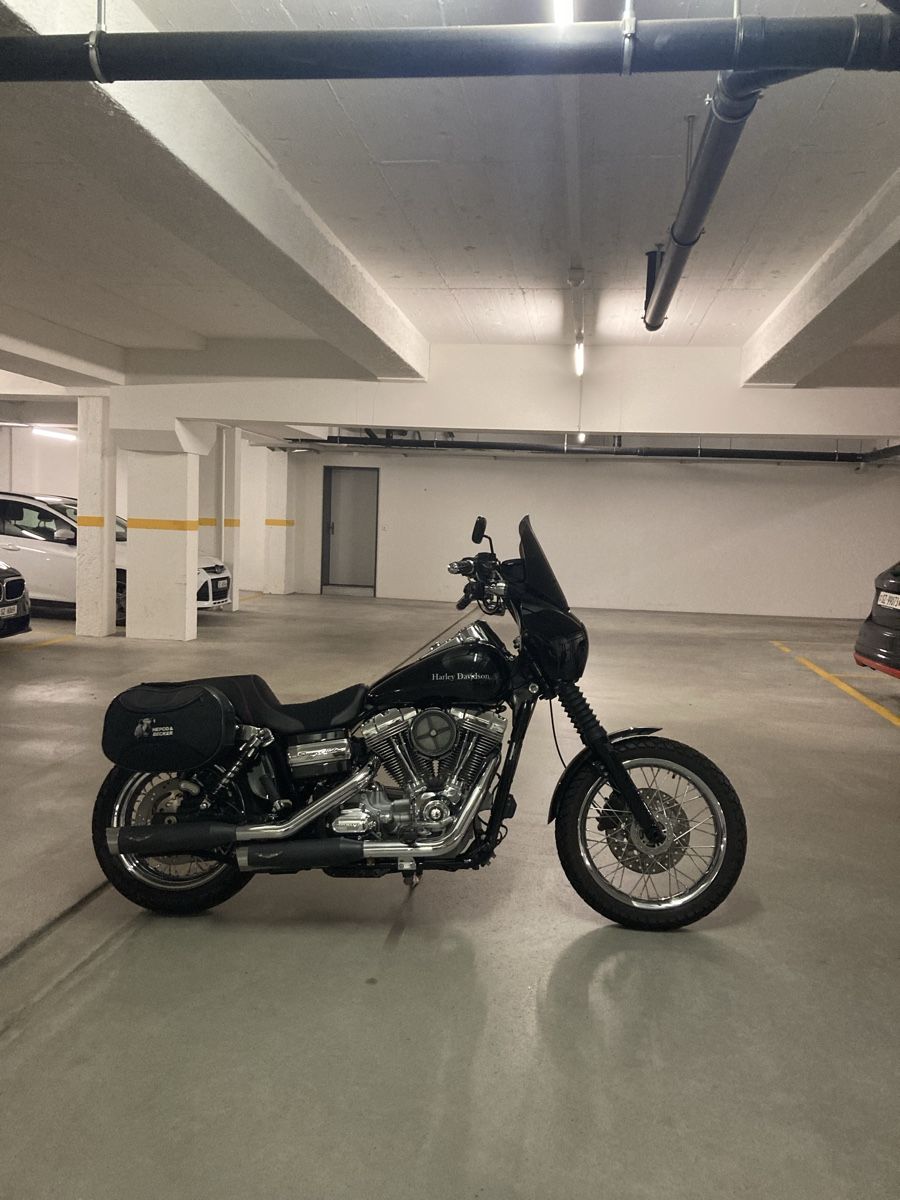 Harley-Davidson Chopper: Harley Davidson Super Glide Custom – Usato da Gersau venduto da 2mali4 1