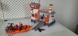 Tolle Küstenwachtstation mit Rettungsboot und viel Zubehör