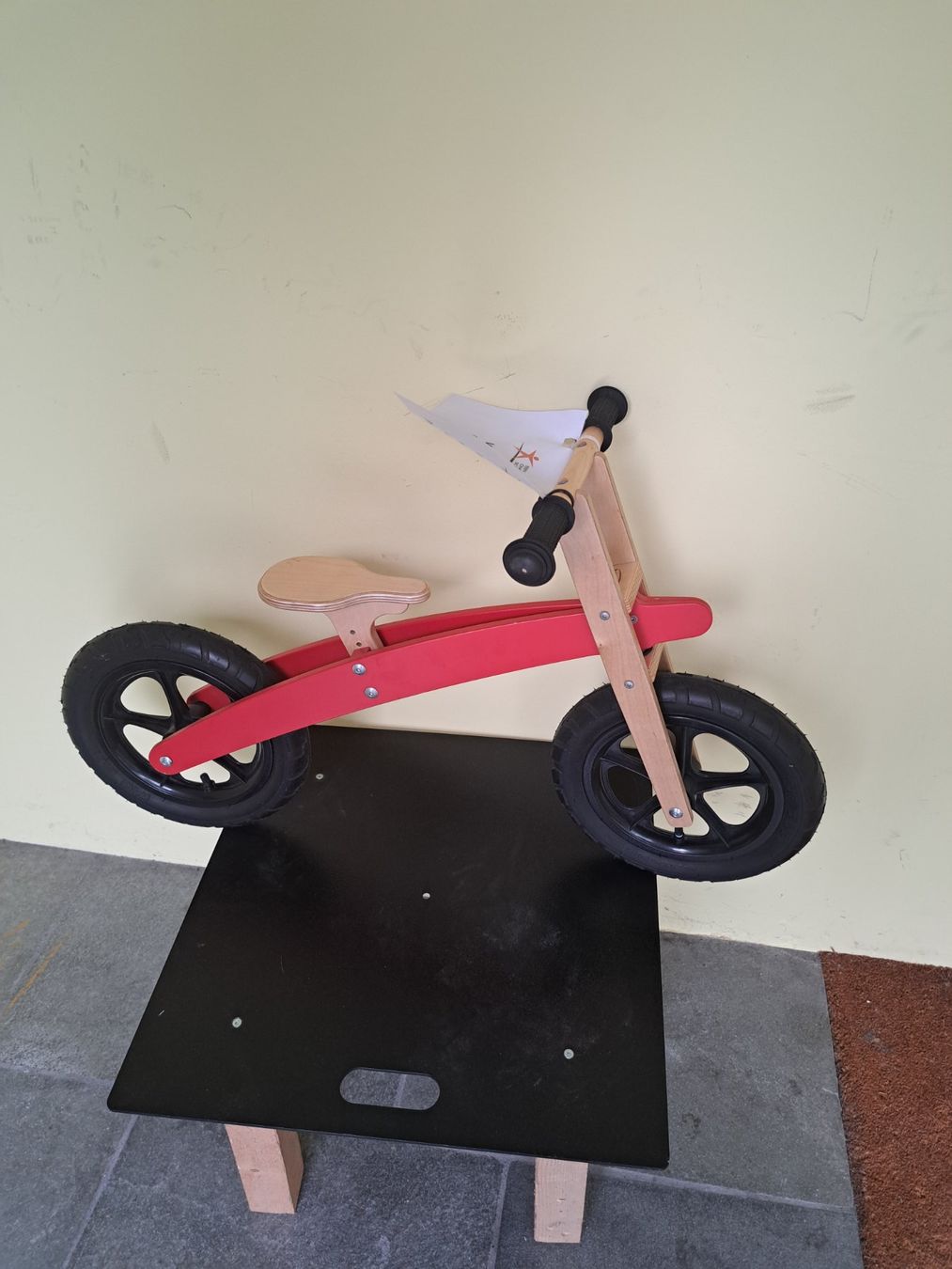Veicoli per bambini: Valida Visana, Laufrad aus Holz – Usato da Glarus venduto da VeloShop_Glarus 4