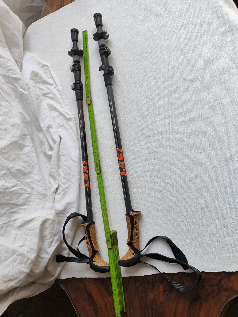 Leki Bastoncini da trekking: Leki Stöcke – Usato da Oberwil BL venduto da suaku 4