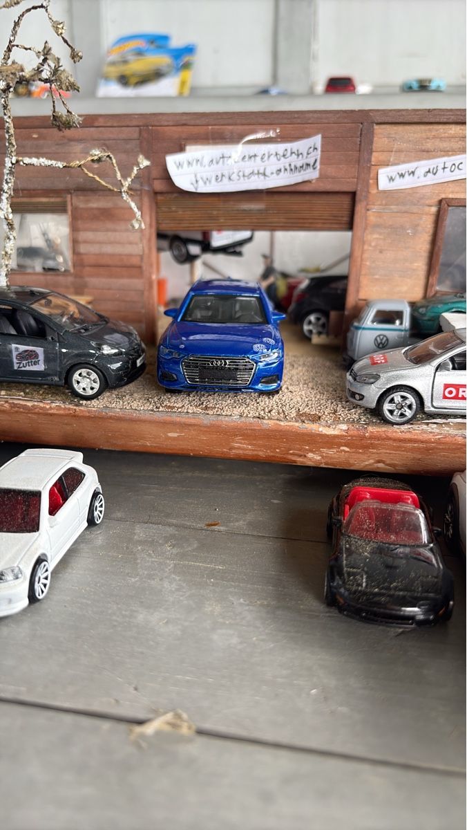 Audi Modellini d'auto: Audi A6 Blau Bburago 1:43  – Nuovo (secondo la descrizione) da Bolligen venduto da mar_x8dm