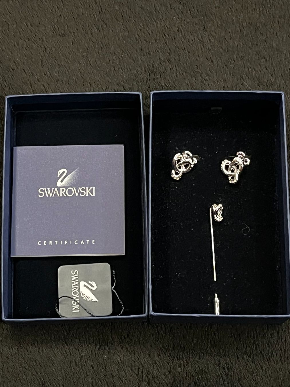 Swarovski Altri gioielli: Anzug Set Swarovski – Usato da Bettwiesen venduto da wicking27