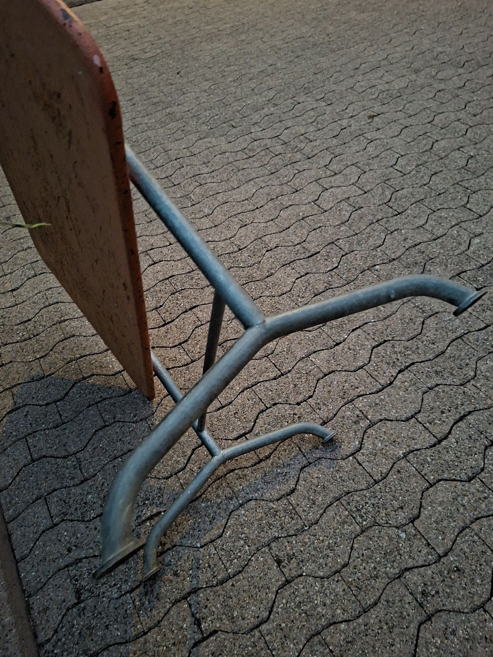 Bigla Tavoli: Bigla Gartentisch/ Blechtisch 120x70cm abklappbar orginal – Usato da Ganterschwil venduto da HeidiuPeter 8