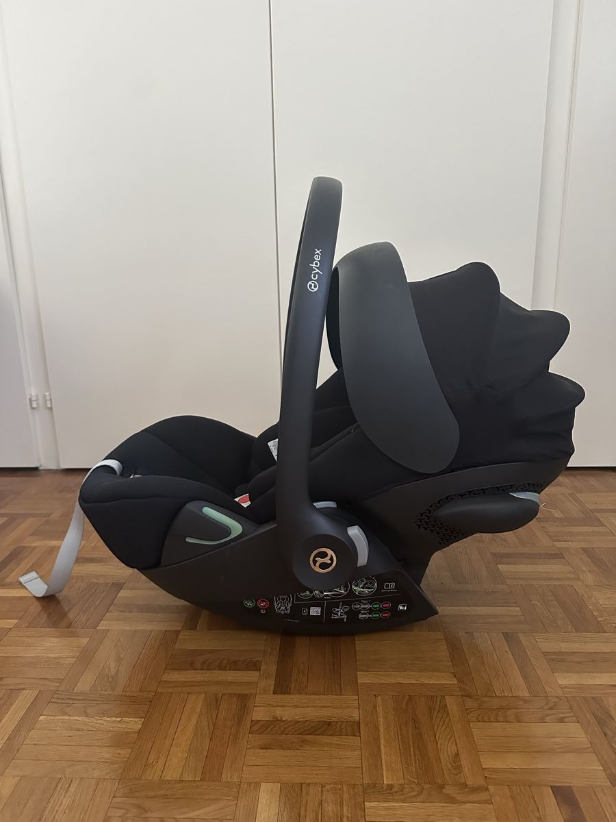 Cybex Auto-Kindersitze: Cybex Cloud G Plus + base Infant Seat Excellent Condition – Neu (gemäss Beschreibung) aus Genève von mar_t7d9 1