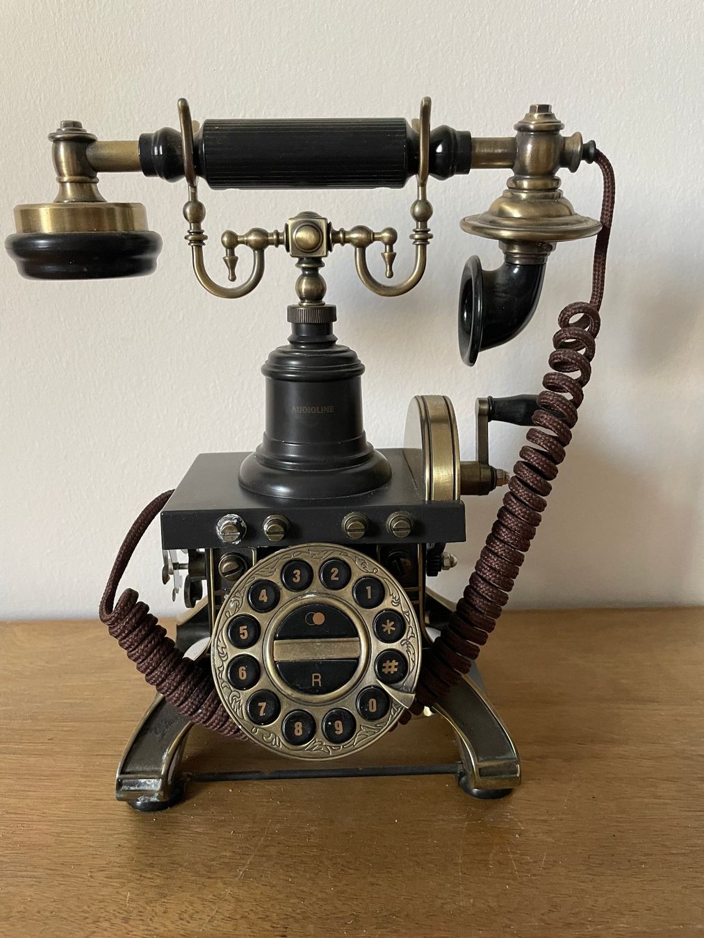 Telefone: Telefon im Antik-Stil Doro Millenium von Audioline – Gebraucht aus Münchenbuchsee von hamama18