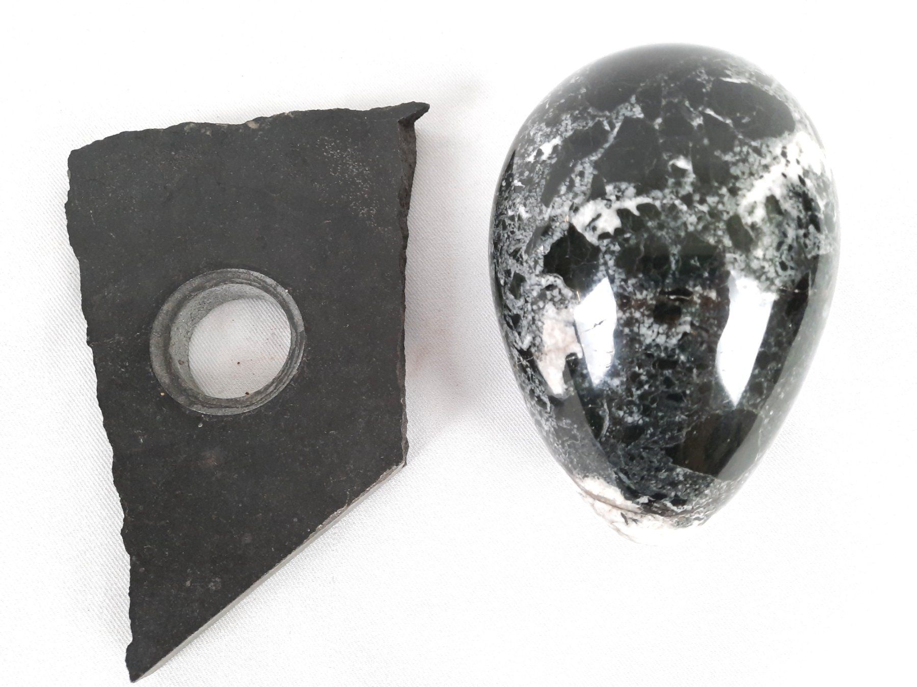 Mineralien & Heilsteine: Stein, Eiform Marmor Optik – Gebraucht aus Beinwil am See von Restwert_Beinwil 5