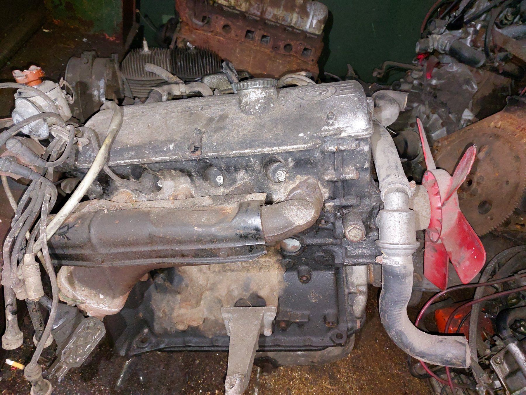 BMW Moteurs: BMW 318 E 21 1.8 Motor – D'occasion à Mönchaltorf par GTO03 1