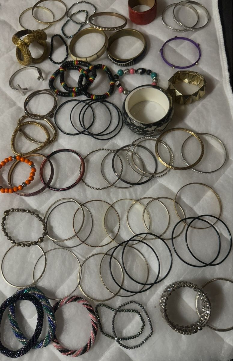 Altri gioielli: Modeschmuck Set Armbänder Armreifen Schmuck – Usato da Deitingen venduto da Himhip