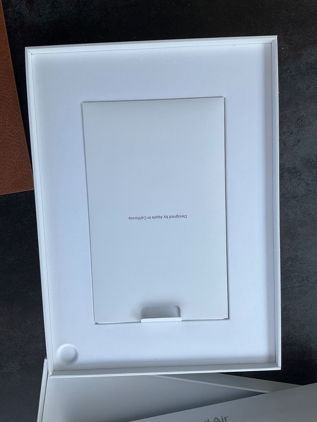 Apple Tablettes PC: Tablette Apple iPad Air 4e génération , 256 GO – D'occasion à Avenches par Lactobacille 6