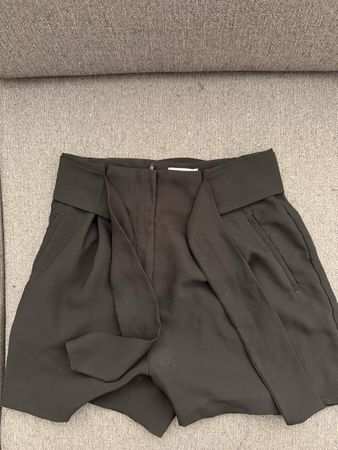 Shorts H&M noir taille 36 bon état