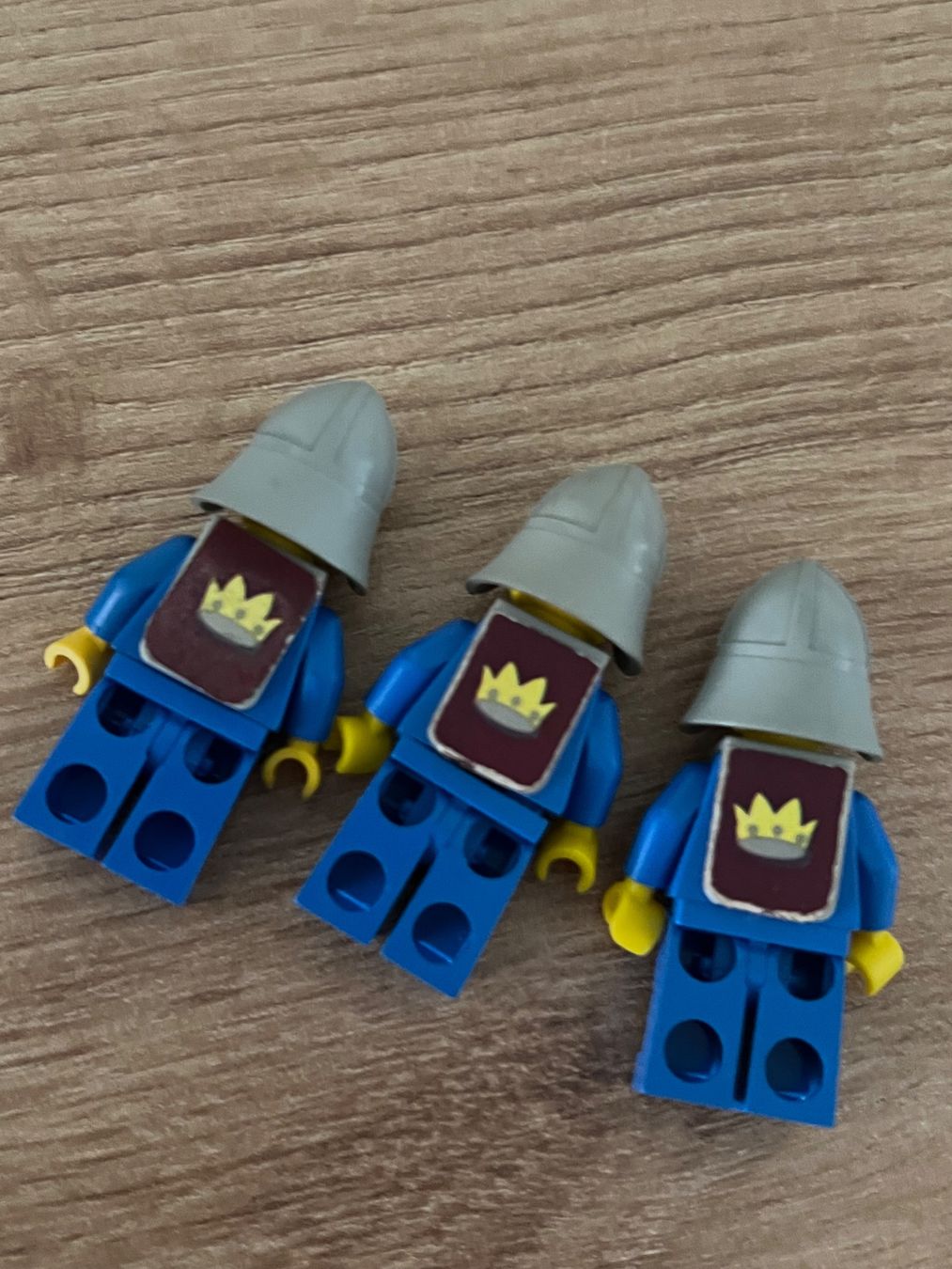 Lego Giocattoli: 3 LEGO Ritter Figuren – Usato da Steffisburg venduto da Mamschi 1