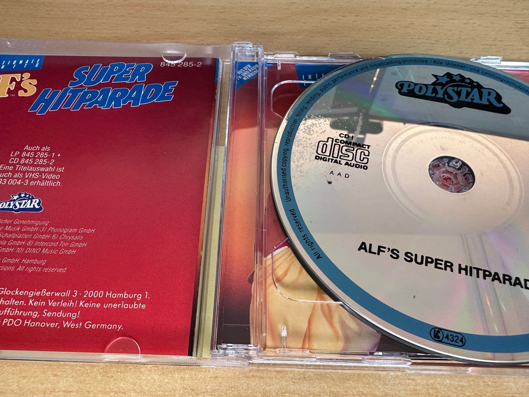 CD: A2 Various – Alf's Super Hitparade – Usato da Rikon im Tösstal venduto da Alpenmutz 2