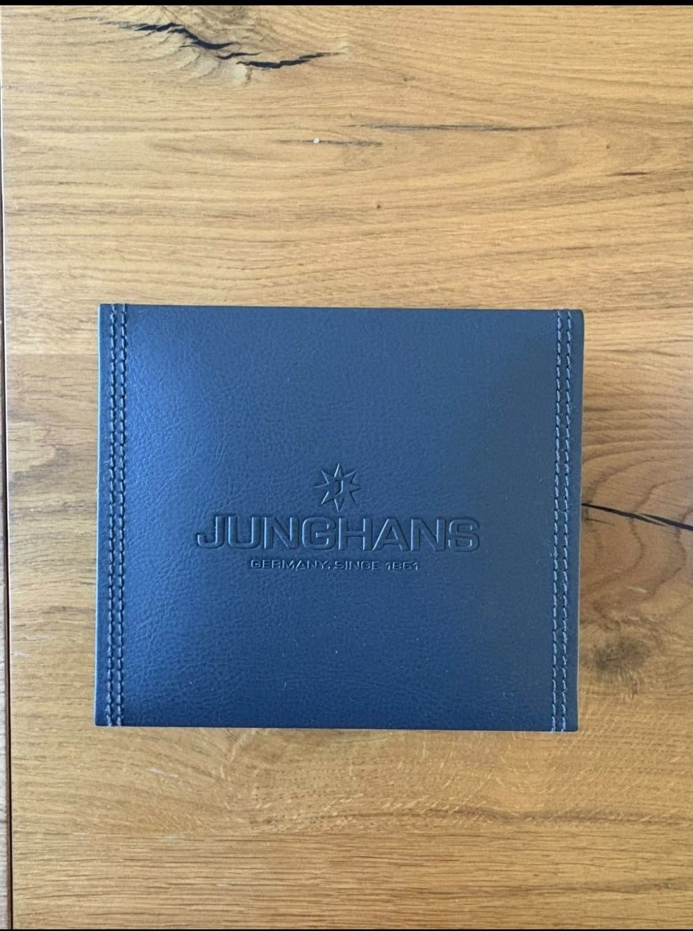 Uhrenboxen: Original Junghans Uhrenbox, Neu – Neu und originalverpackt aus Zürich von sam_vv2b 1
