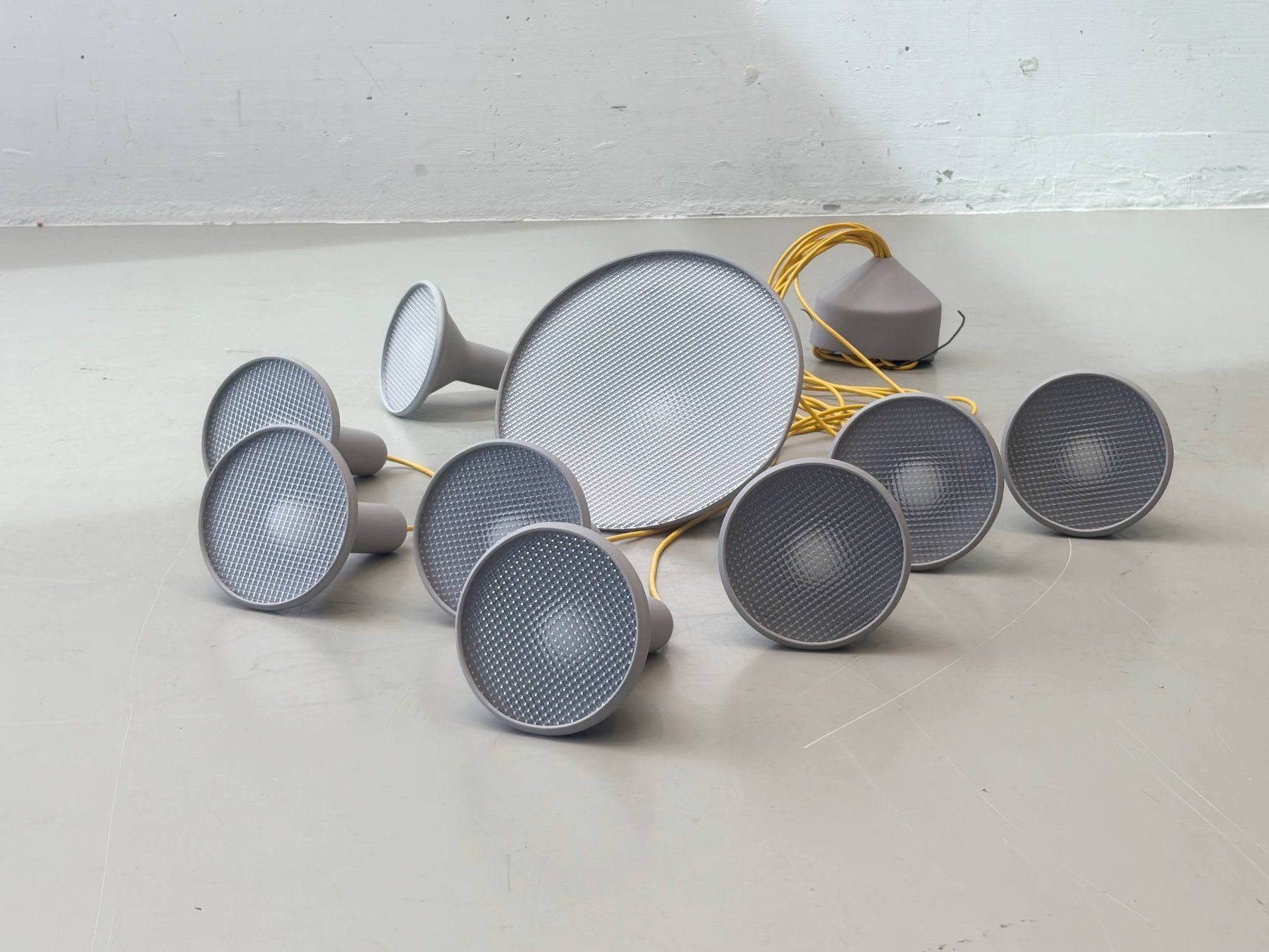 Lampadari & plafoniere: Pendelleuchte von Sylvain Willenz für Established & Sons – Usato da Zürich venduto da LeMoege 9
