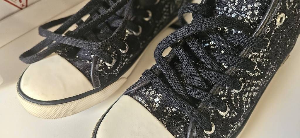 Scarpe da donna: Guess Sneakers  – Usato da Subingen venduto da BlueAngel25 2