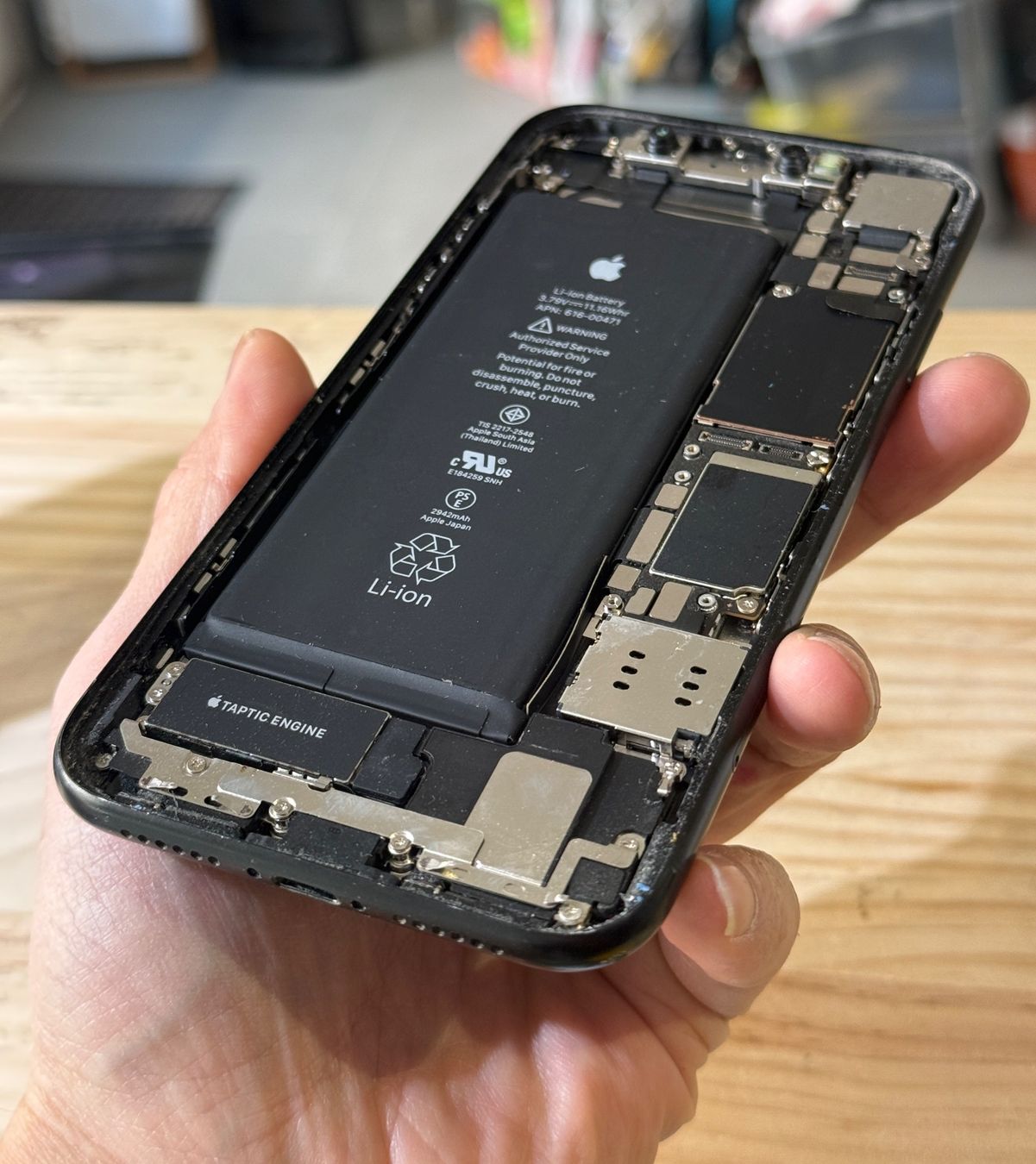 Apple Telefoni cellulari / Smartphones: Châssis complet iPhone XR d'occasion NOIR – Usato da Morges venduto da DA-repa 6