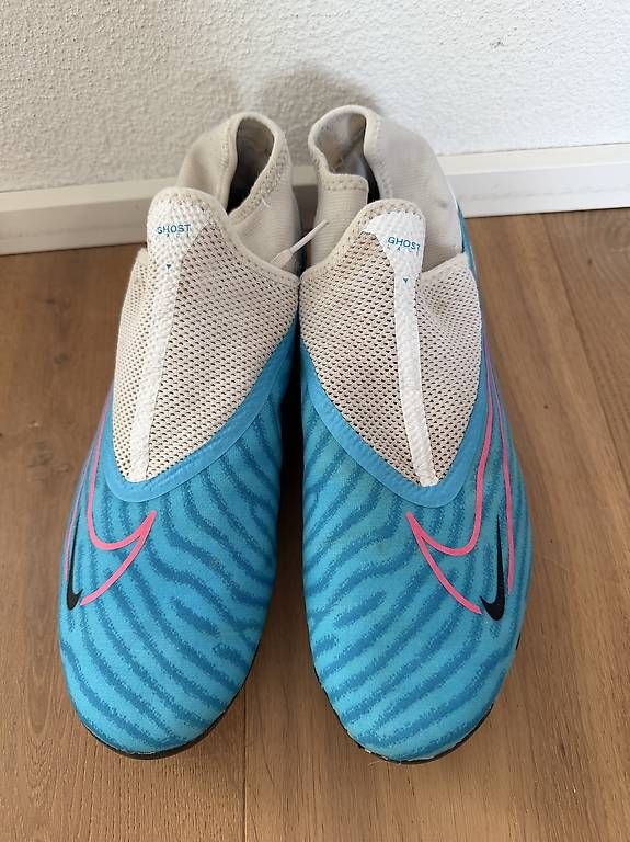 Scarpe da uomo: Nike Phantom Fussballschuhe – Usato da Neftenbach venduto da Fashion_7 1