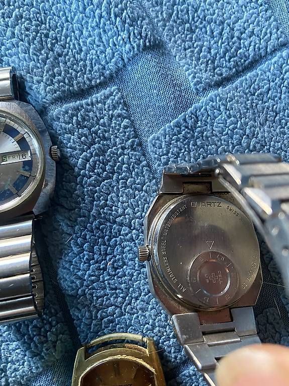 Uhren: Lots de montres Sandoz  – Gebraucht aus Domdidier von hja_b7b2 1