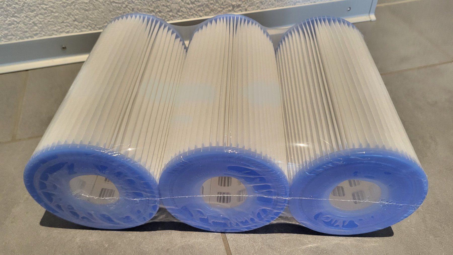 Intex Accessori per Piscine: Intex Filterkartuschen Typ A 3er Pack originalverpackt – Nuovo e nell'imballaggio originale da Schwarzenburg venduto da Djroyal 1