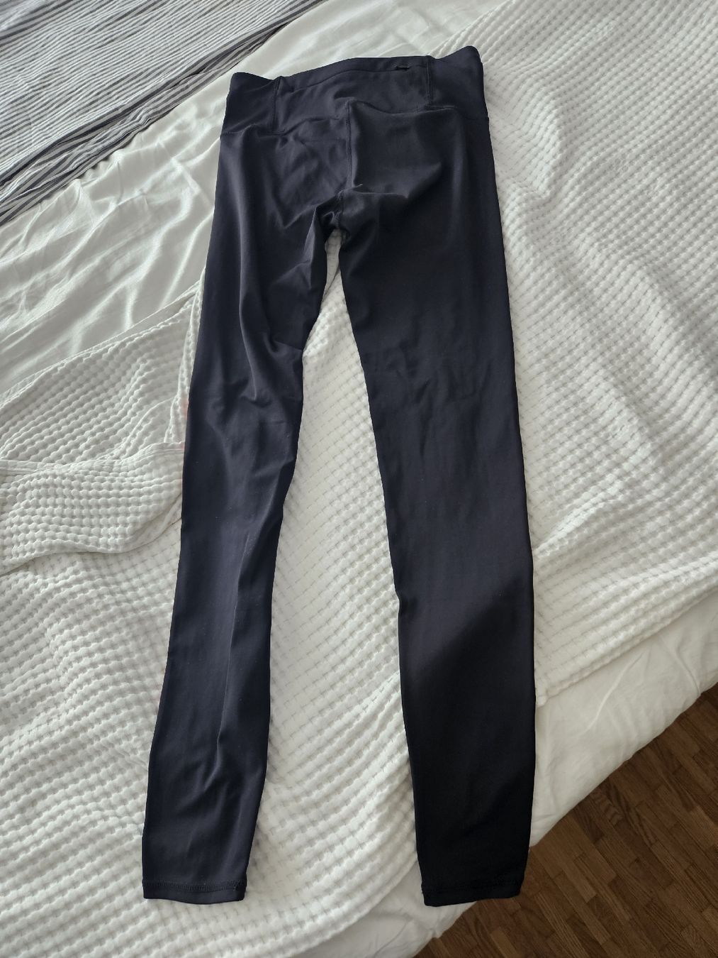 Leggings: Superdry Sporthose schwarz Gr. 38 – Nuovo (secondo la descrizione) da Engelburg venduto da Michelle_Egg 2