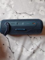 JBL Flip 6 Bluetooth Lautsprecher dunkelblau neuwertig